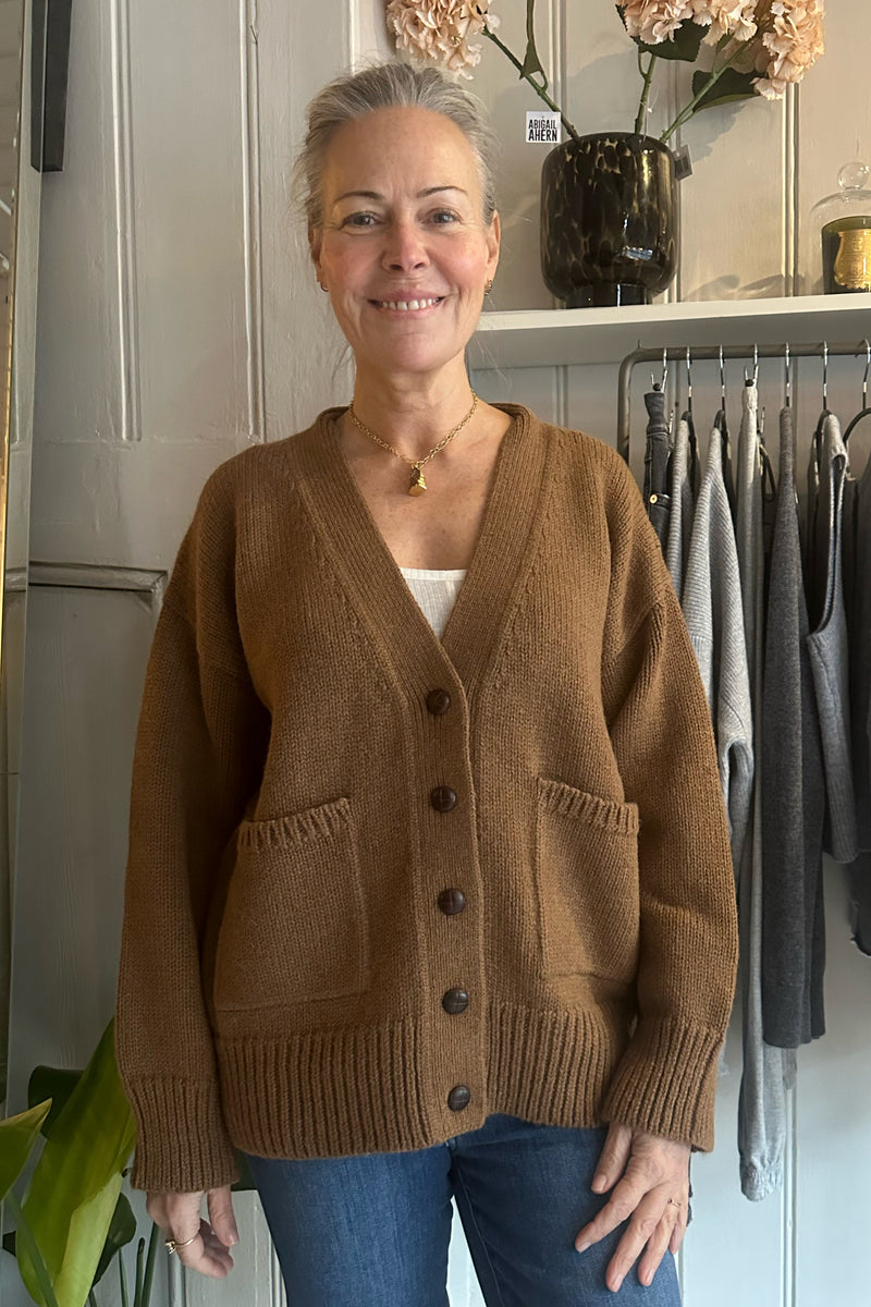 STUDIO WYLDER ALPACA-MERINO BLEND CARDIGAN IN TOBACCO