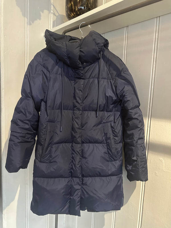 PRE-OWNED WEEKEND MAX MARA PUFFER 8/10 RRP £595