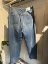 PRE-OWNED CLOSED PEARL JEANS 30 RRP £270