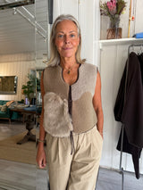 STUDIO WYLDER SHEEPSKIN GILET