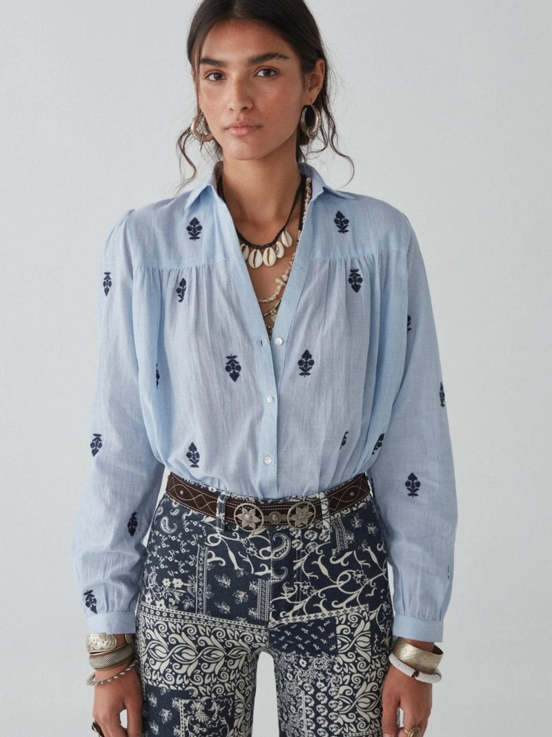 MAISON HOTEL MARIANNE BLOUSE IN LIGHT OXFORD