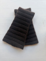 PRE-OWNED LISA YANG CASHMERE WRIST WARMERS RRP £145