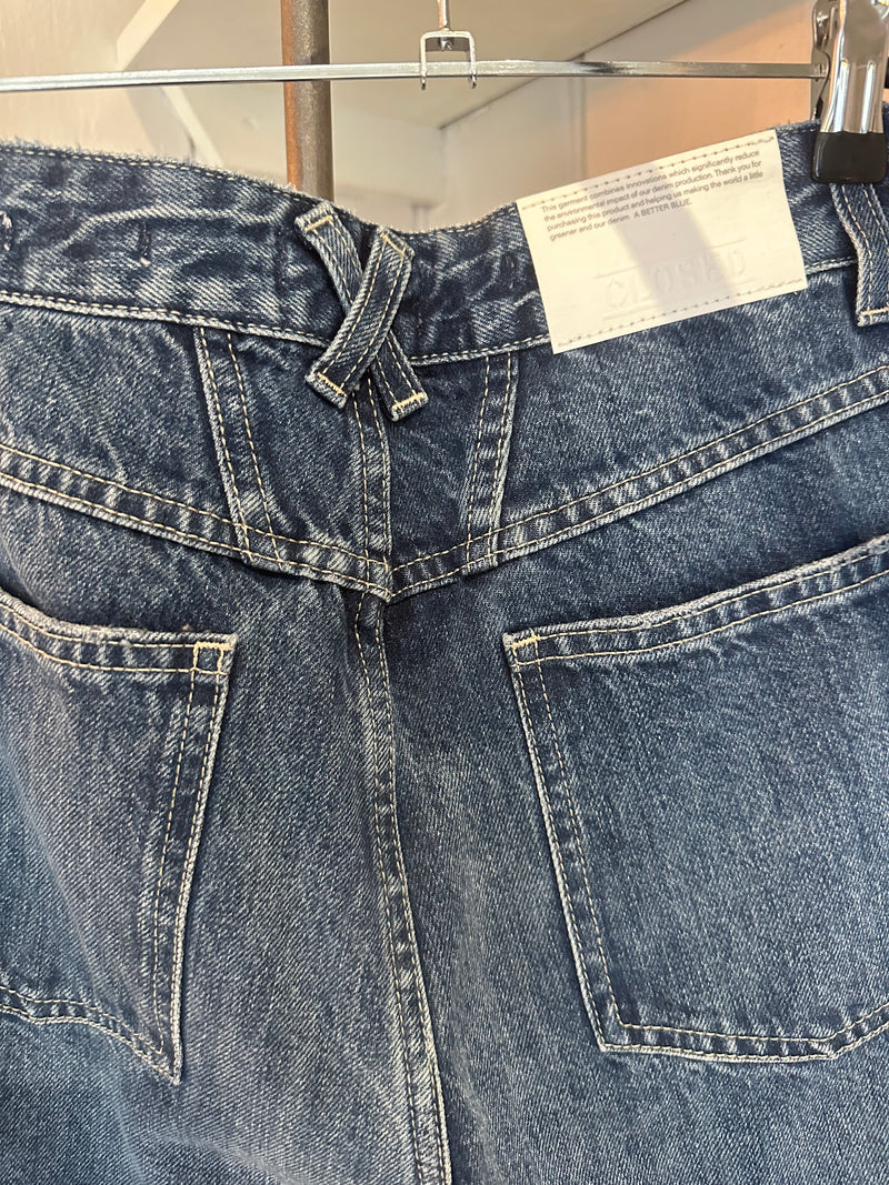 PRE-OWNED CLOSED PEARL JEANS SIZE 27 RRP £280