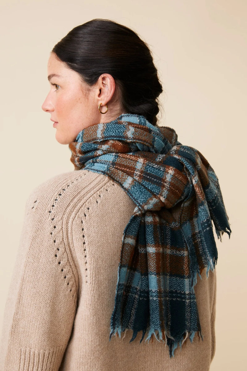 MOISMONT WOOL SCARF IN CLOUD