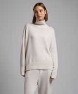 LISA YANG HEIDI CASHMERE SWEATER IN CREAM