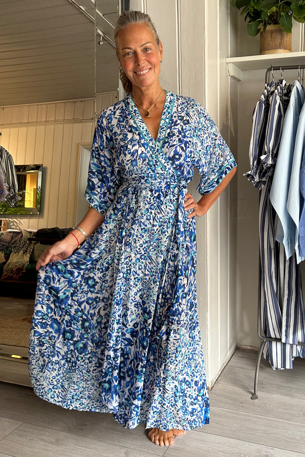 POUPETTE ST BARTH ADHA DRESS IN BLUE NUANCES