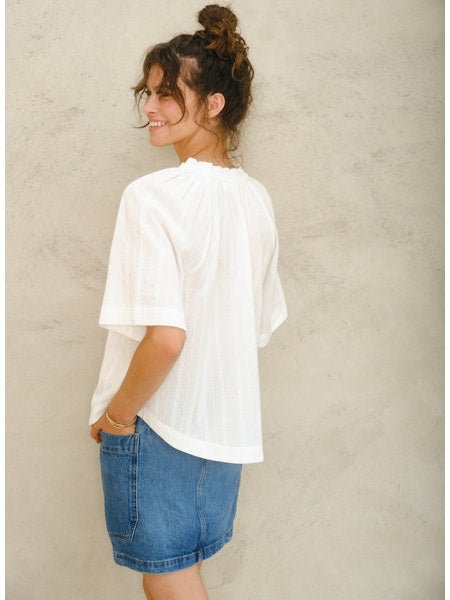 M.A.B.E. PALMER GATHERED TOP IN WHITE